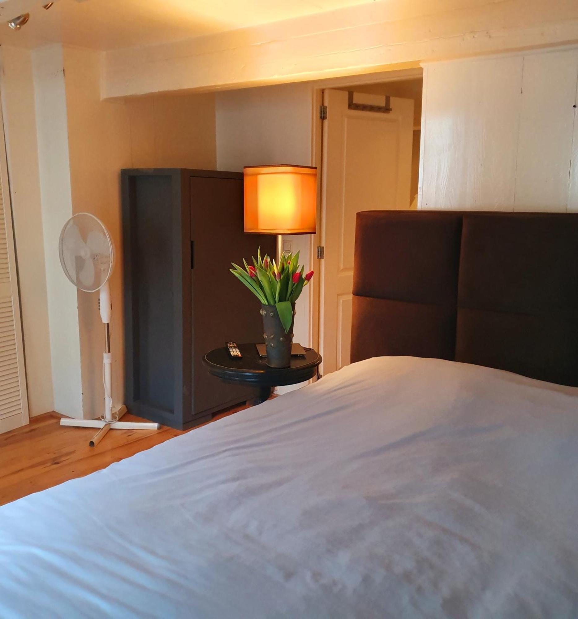 Bed & Bike De Rijp Bed and Breakfast Exteriör bild